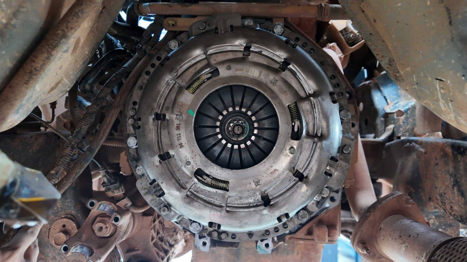 Đại Tu Hệ Thống Khung Gầm Chevrolet Chuyên Nghiệp tại Ves Workshop – Giải Pháp Toàn Diện Cho Xe Bạn