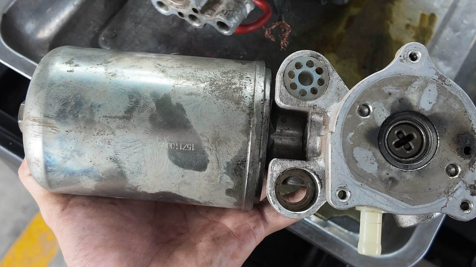 Sửa Chữa Cụm Bơm ABS Lexus tại Ves Workshop - Giải Pháp An Toàn Và Toàn Diện Cho Hệ Thống Phanh Của Bạn