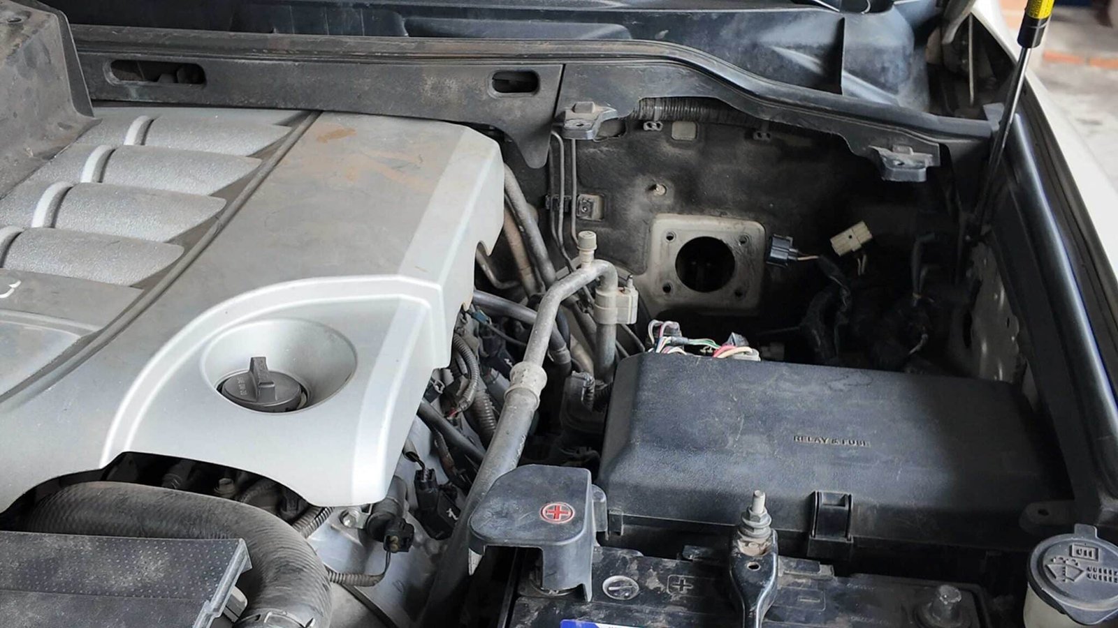 SỬA CHỮA CỤM BƠM ABS LEXUS LX570 TẠI VES WORKSHOP 5 Sửa Chữa Cụm Bơm ABS Lexus LX570 tại VES Workshop: Giải Pháp Tối Ưu Cho Hệ Thống Phanh An Toàn