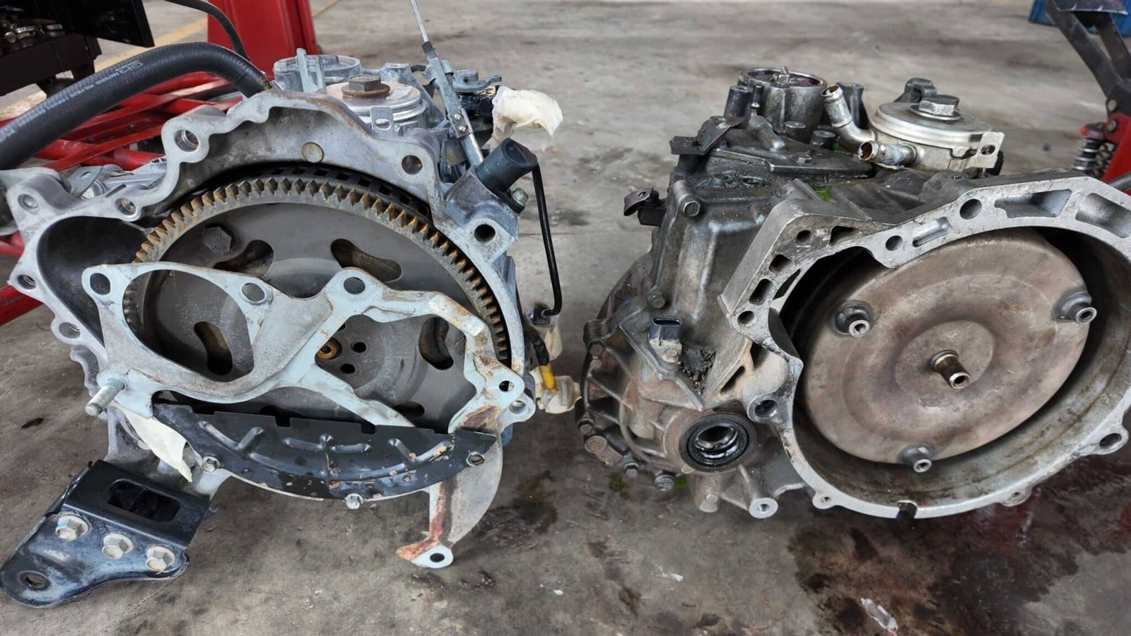 CHUYÊN ĐẠI TU HỘP SỐ XE FORD UY TÍN SỐ 1 TẠI TP.HCM 2 ĐẠI TU HỘP SỐ XE FORD UY TÍN SỐ 1 TẠI VES WORKSHOP