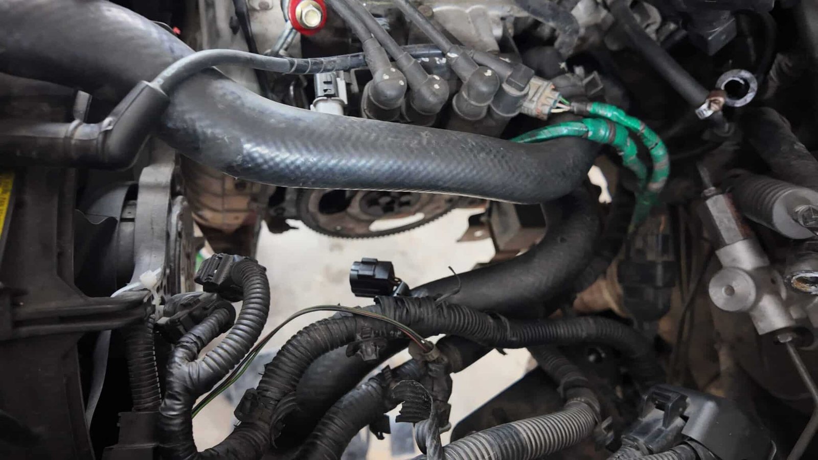 THAY THẾ HỘP SỐ KIA MORNING - VES WORKSHOP 9 Thay Thế Hộp Số Kia Morning - Quy Trình 15 Bước Chi Tiết & Bảo Hành Tại Ves Workshop