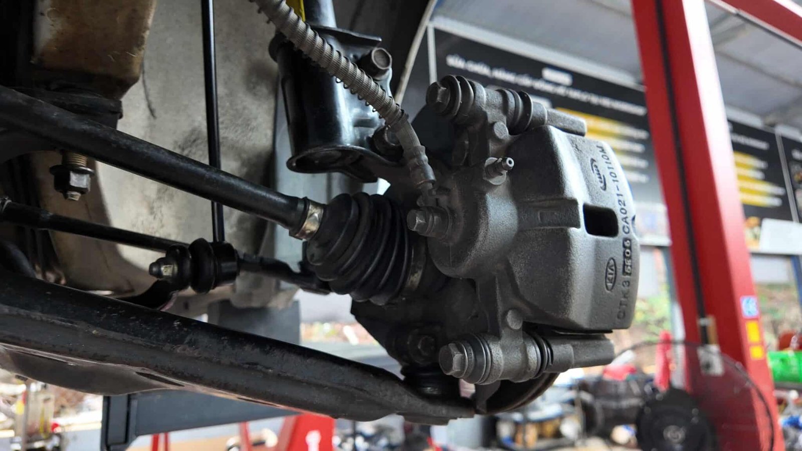 SỬA CHỮA & THAY THẾ THƯỚC LÁI KIA MORNING - VES WORKSHOP 3 Dấu hiệu cụ thể cho thấy thước lái Kia Morning hư hỏng