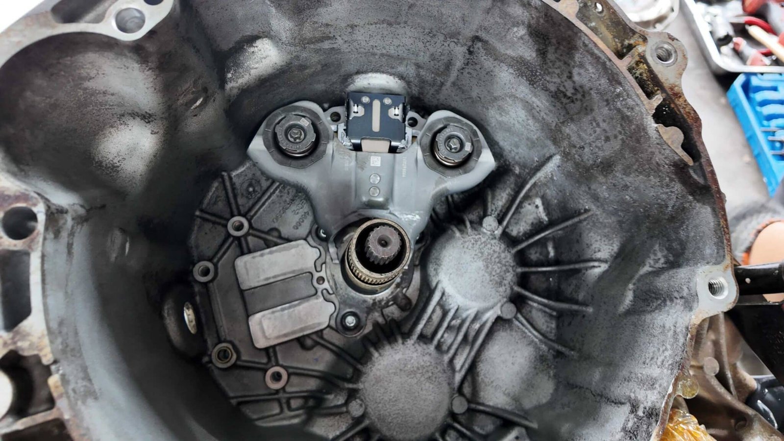 ĐẠI TU HỘP SỐ XE HYUNDAI UY TÍN SỐ 1 TẠI VES WORKSHOP