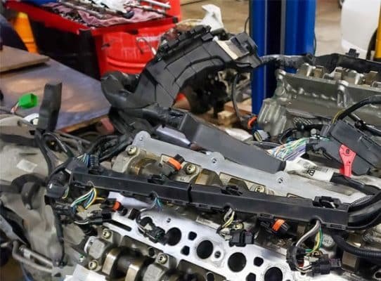 Bảo Dưỡng Tổng Quát Range Rover Tại VES Workshop: Giải Pháp Hoàn Hảo Cho Hiệu Suất Và Bền Bỉ