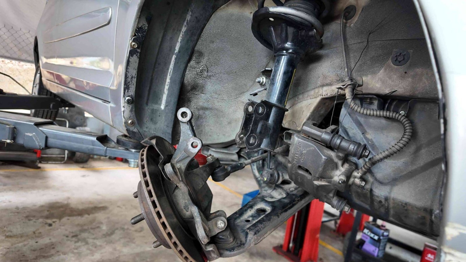 BẢO DƯỠNG HỆ THỐNG GẦM KIA SORENTO TẠI VES WORKSHOP 11 Hỏi đáp thường gặp về bảo dưỡng gầm Kia Sorento