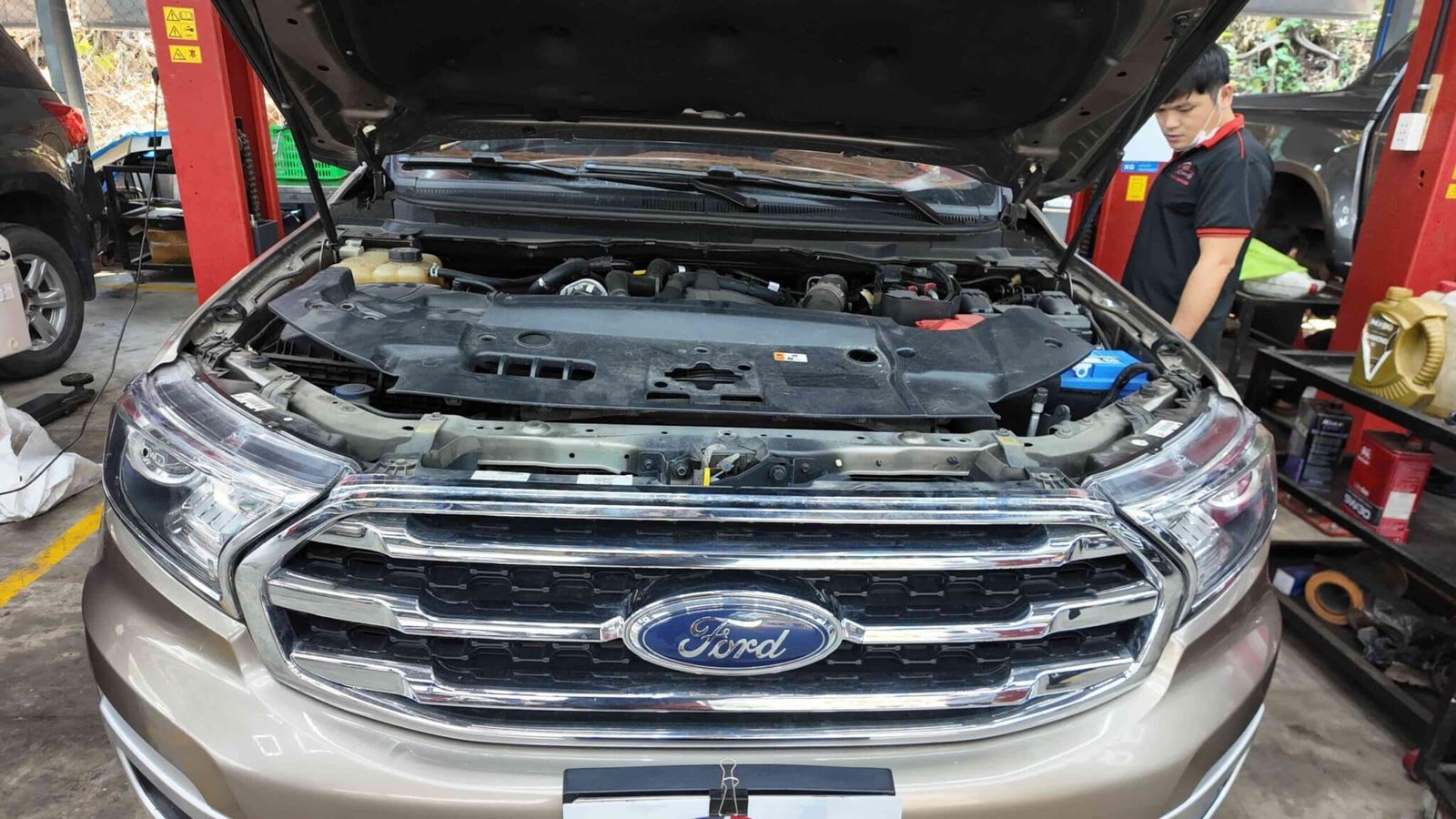 Lịch trình bảo dưỡng chuẩn cho Ford Everest