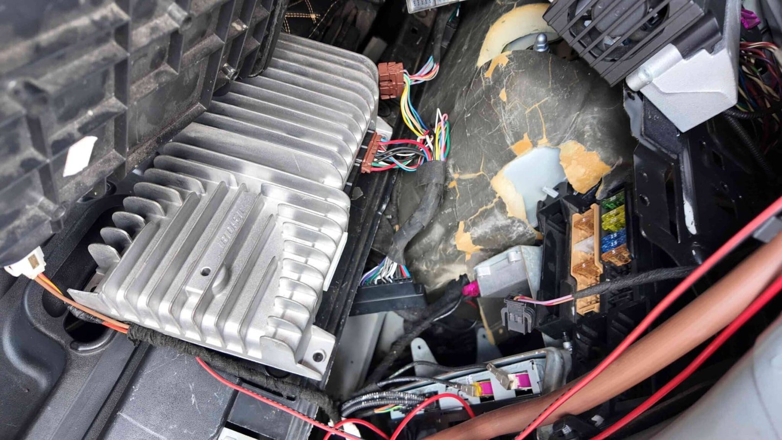 SỬA CHỮA HỆ THỐNG ĐIỆN PEUGEOT 508 - VES WORKSHOP 4 Nguyên Nhân & Phân Tích Chi Tiết Các Sự Cố Điện