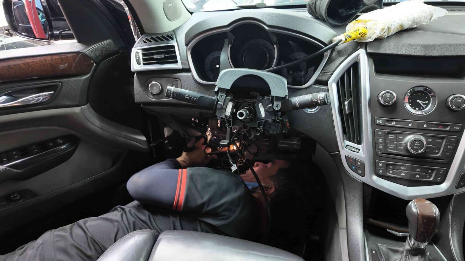 Giải Pháp Chuẩn Sửa Chữa Lỗi Góc Lái Cadillac SRX4 Chuyên Nghiệp - Ves Workshop