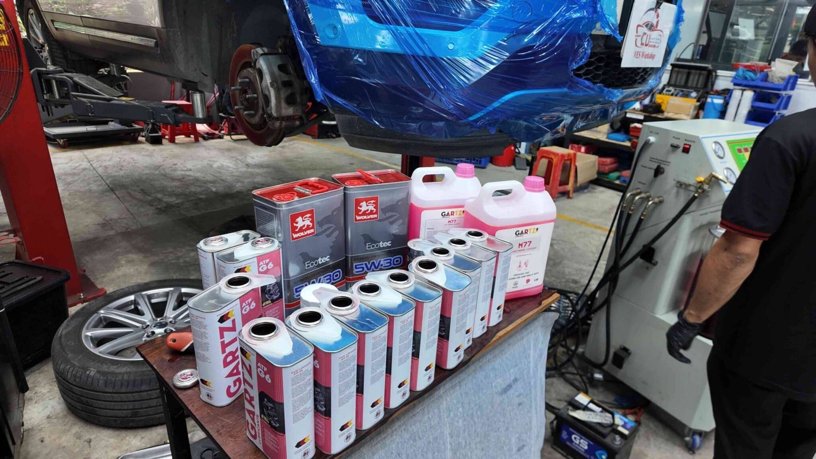 Quy trình bảo dưỡng tổng quát Ford Explorer tại VES Workshop