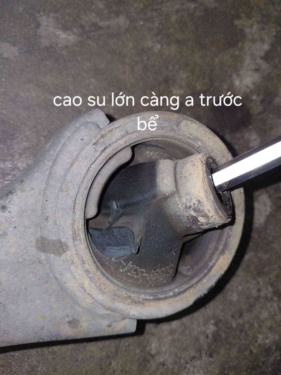 Quy trình bảo dưỡng hệ thống gầm Honda Civic chuẩn kỹ thuật