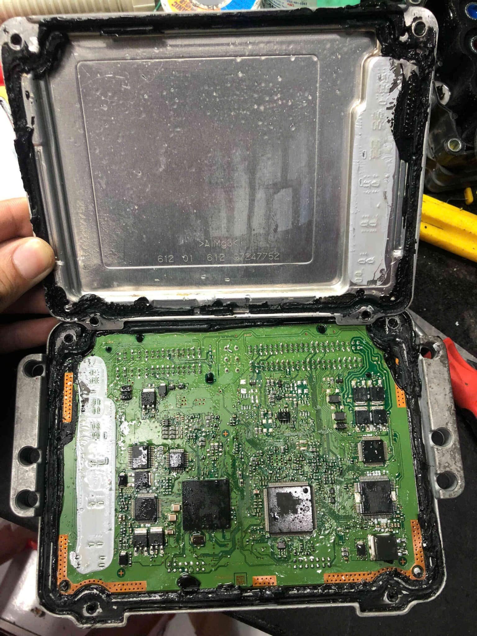 ECU Toyota là gì? Tại sao quan trọng đến vậy?