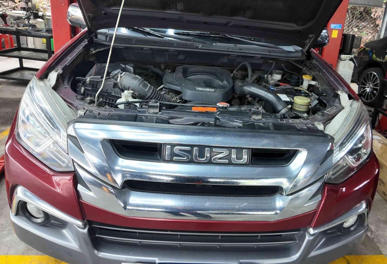 Tầm quan trọng của hệ thống ABS trên xe Isuzu MU-X 2019