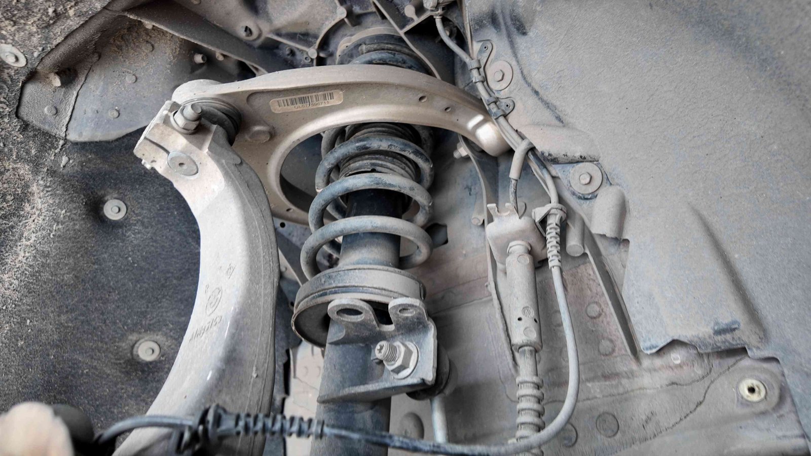 Lợi ích vượt trội khi bảo dưỡng gầm xe BMW 528i định kỳ