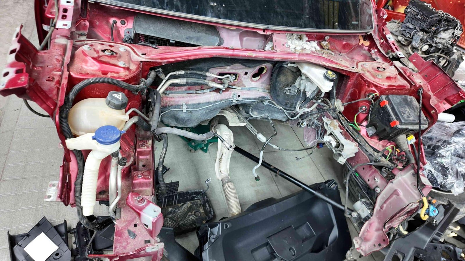 Quy trình chi tiết từ tiếp nhận đến bàn giao xe Quy trình chi tiết từ tiếp nhận đến bàn giao xe