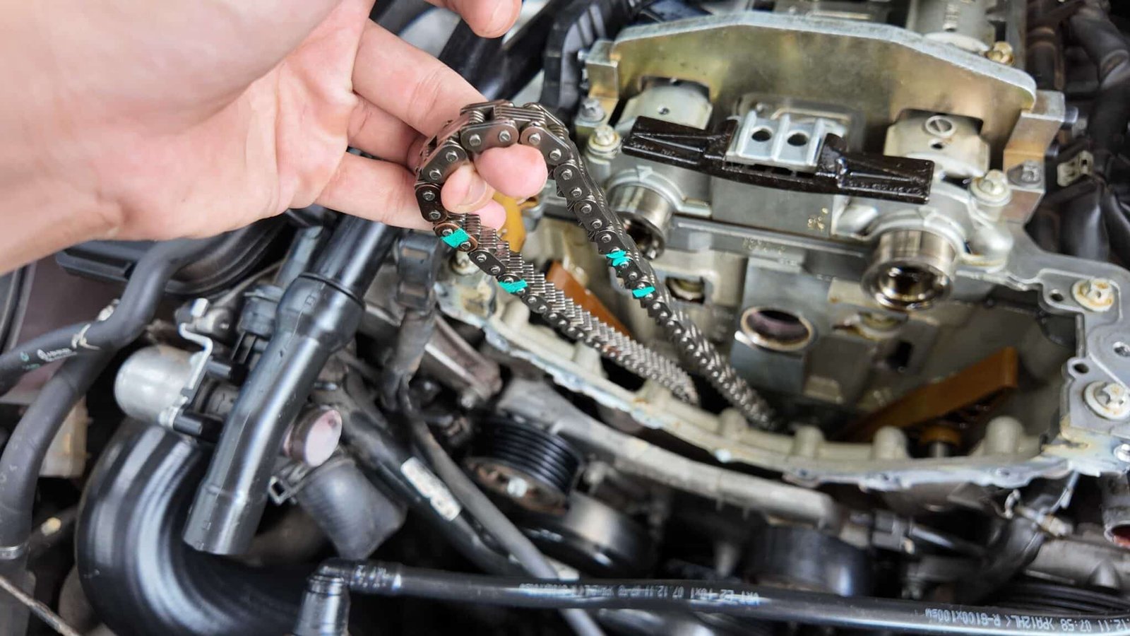 Tầm Quan Trọng Của Việc Bảo Dưỡng Và Kiểm Tra Sên Cam Định Kỳ