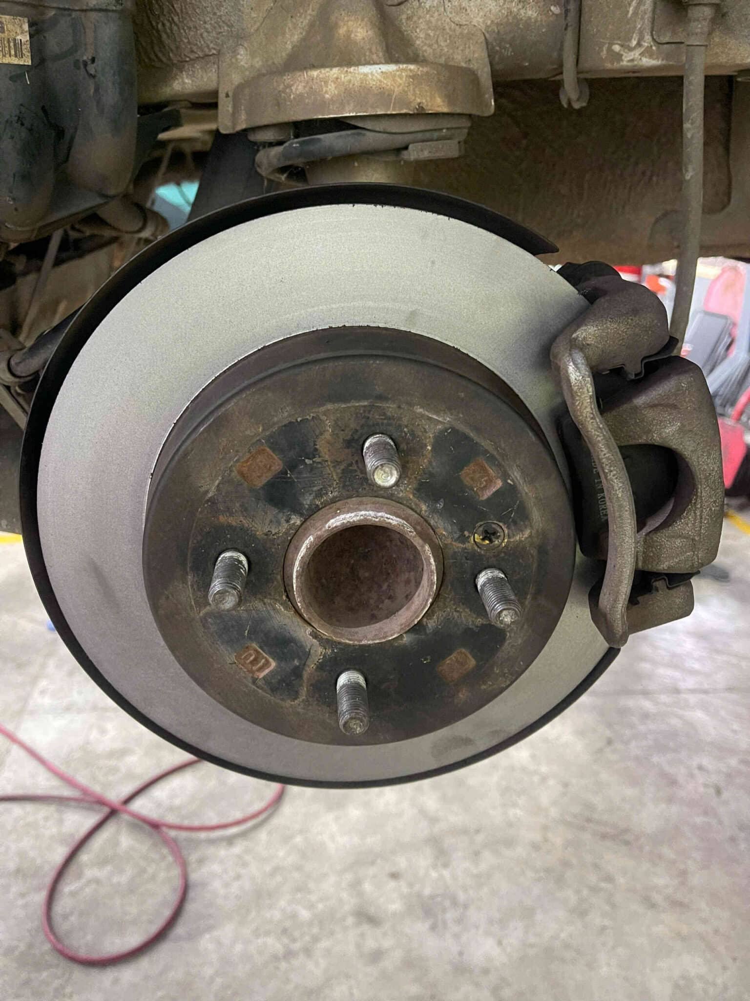 Chuẩn bị trước khi thực hiện bảo dưỡng Chuẩn bị trước khi thực hiện bảo dưỡng